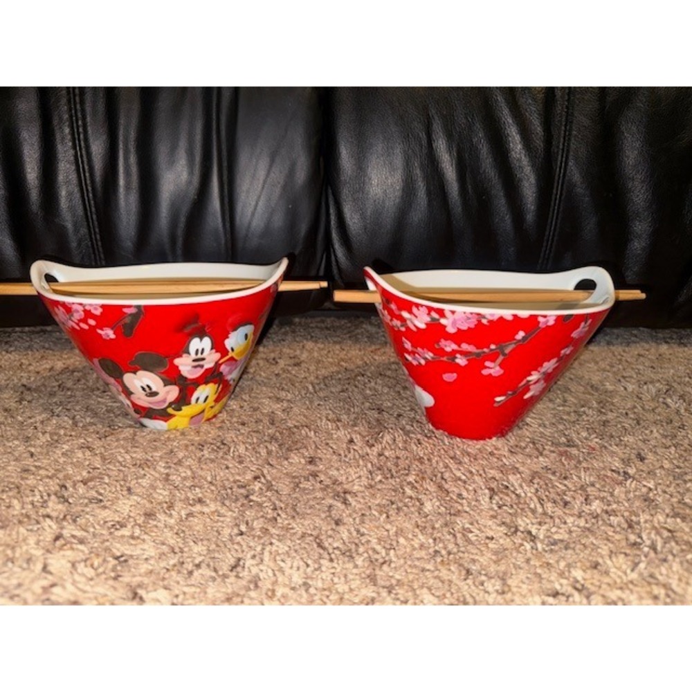 Disney Mickey Mouse & Friends Ramen Bowl Set with Chopsticks Red